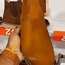 [+3 Regalos Brutos!] Bota Texas para Hombre Antideslizante en Cuero Nobuck Legítimo con Elástico Lateral