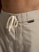 Bermuda Híbrida Hang Loose Arpoador 19'' Off White