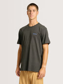 Camiseta Hang Loose Lettering Chumbo