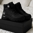 Bota Masculina Ortopédica de Cano Médio Vulcan com Amarração por Polia em Couro Legítimo e Poliuretano + BRINDES